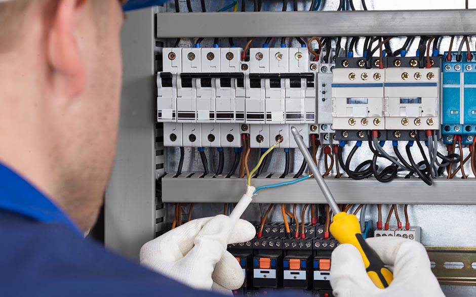électricien devis Les Loges-en-Josas